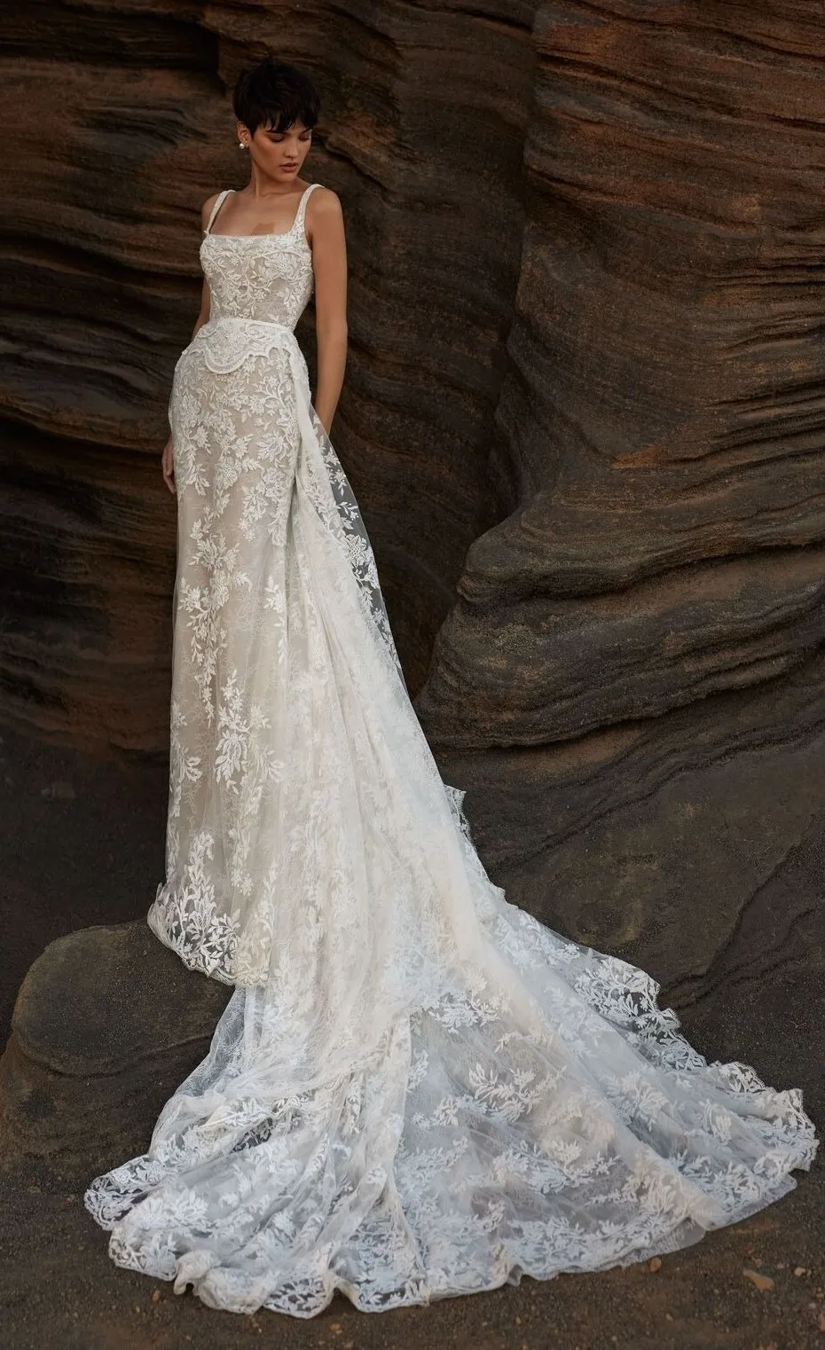 فساتين زفاف رشيقة مزينة باللؤلؤ زي العرائس التنانير السباغيتي الأشرطة عارية الذراعين حورية البحر مخصصة Vestidos De Novia