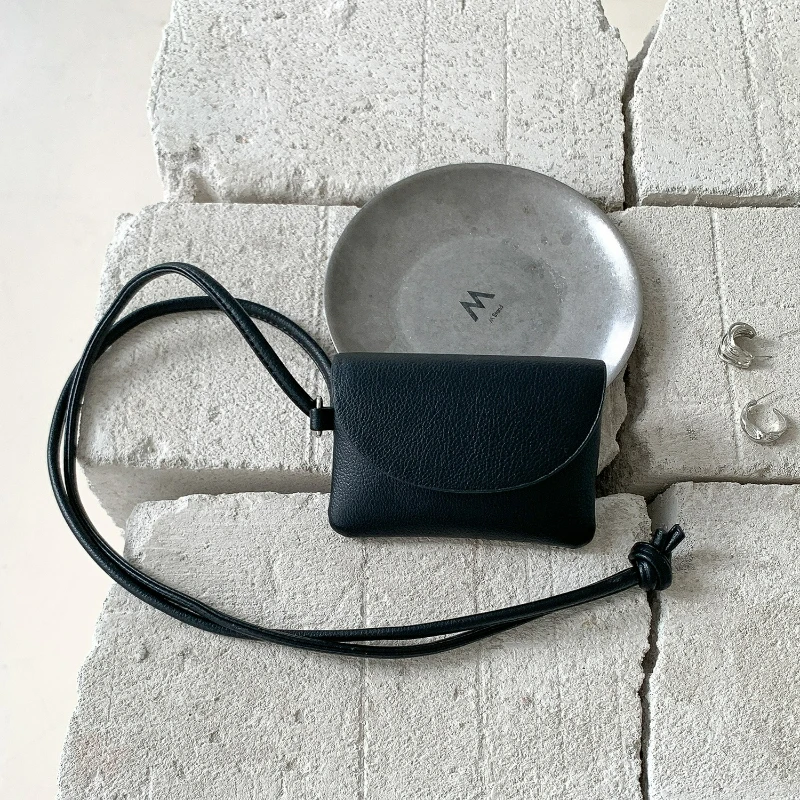 

Модная корейская сумка-кроссбоди для женщин: удобная и универсальная мини-сумка из текстурированной замши, однотонная, маленькая, на плечо, для вечера