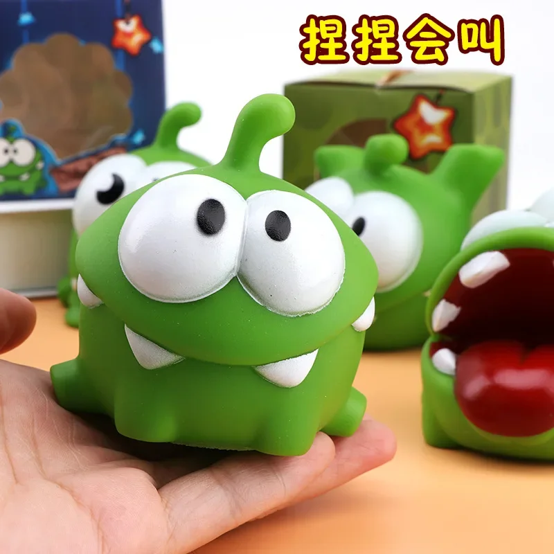 Children\'s squeeze animal doll mung bean monster cut rope frog water toy novelty gag candy game rubber voice gift