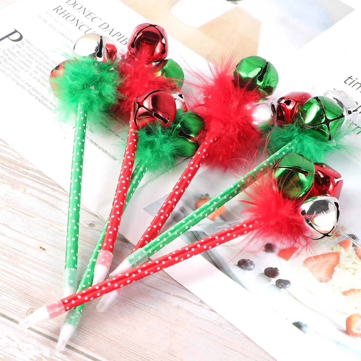 6Pcs Red and Green Christmas Themed Jingle Bell Ballpoint Pen Christmas Holiday Festive Party Favors Gift Pens