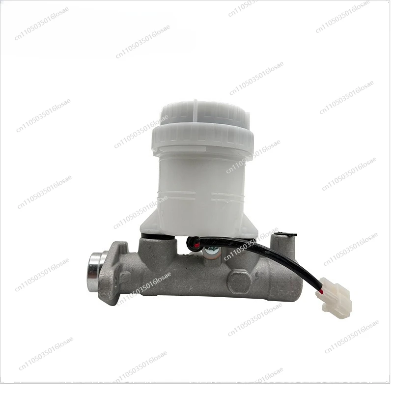 For MB699830 MB618717 Mitsubishi Pajero V25 V33 V45 V46 Brake Master Pump