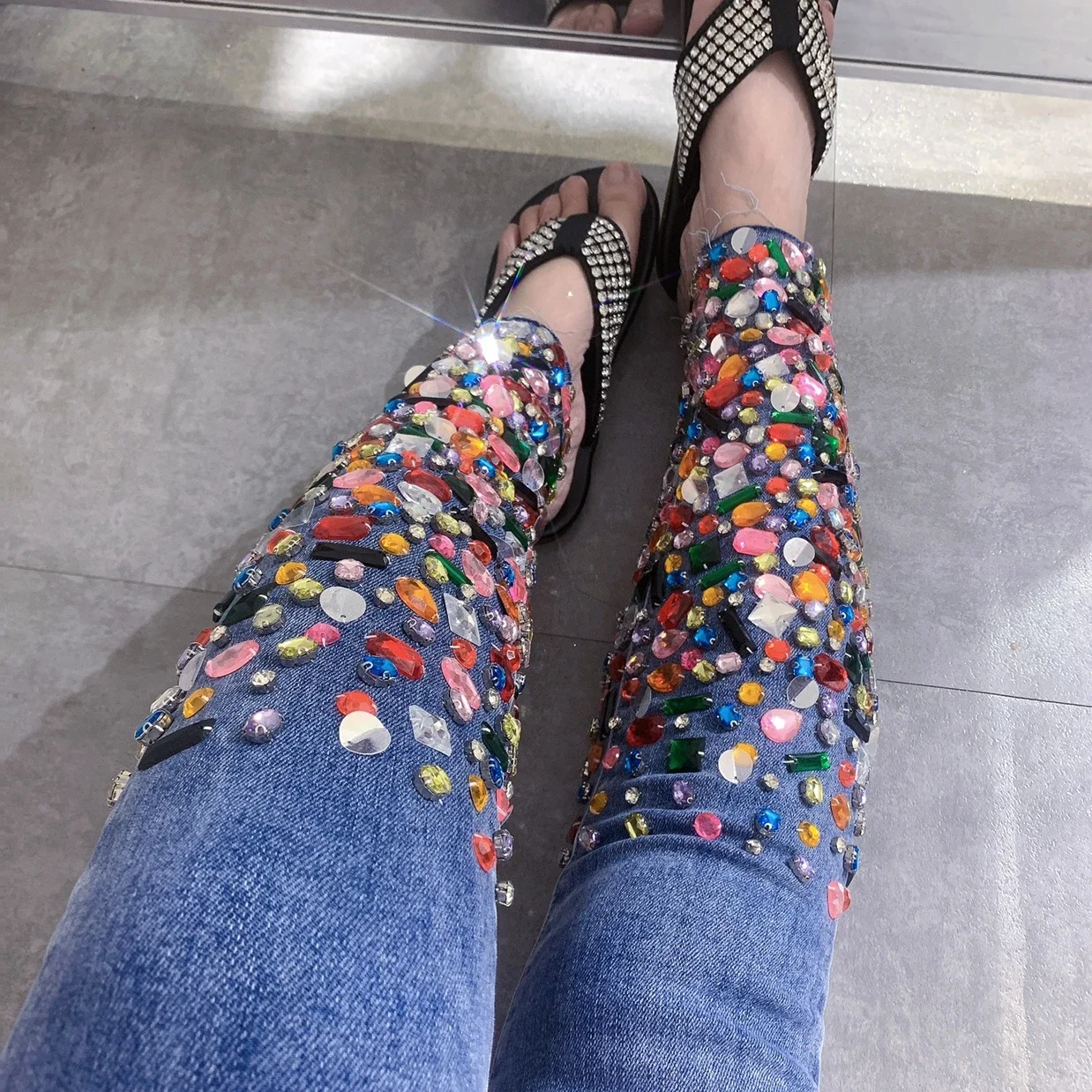 

Luxury Rainbow Diamonds Beaded Elastic Cotton Denim Pencil Pants Rhinestones Soft Jeans Trousers Crystal High Street Pantalons
