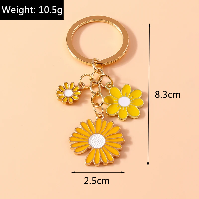 Cute Enamel Daisy Keychain Flower Keyring Pendants for Car Key Holder Women Girls Handbag Accessories Handmade Jewelry Gift