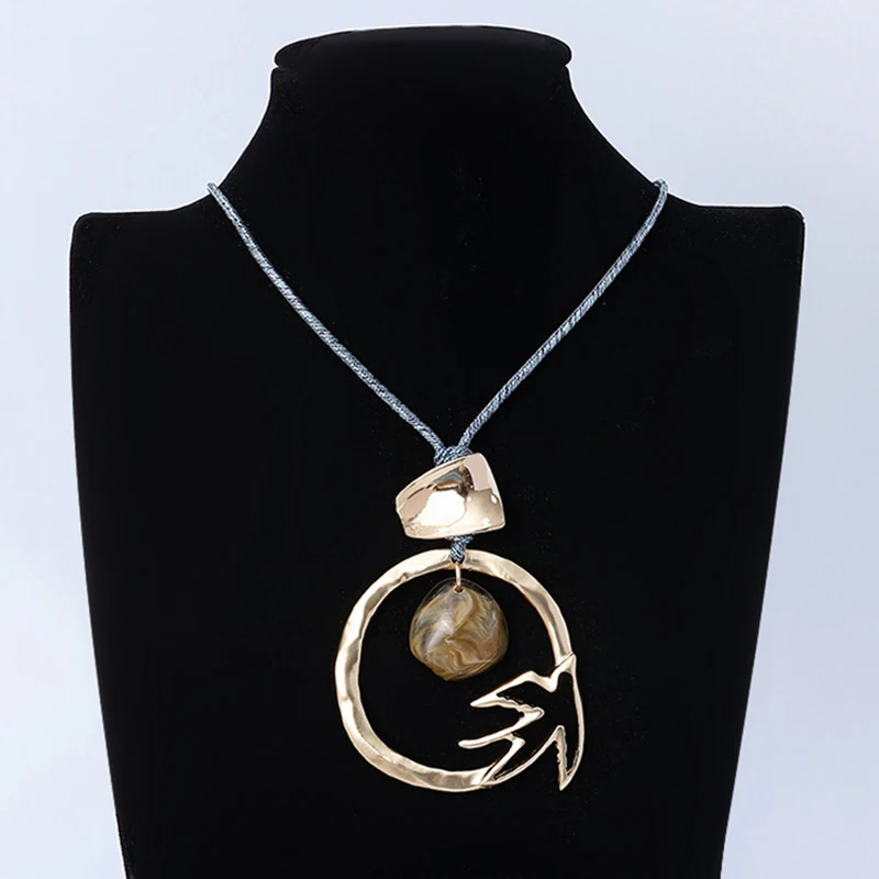 Hollow Out Resin Pendant Necklace for Women Unique Shape Jewelry