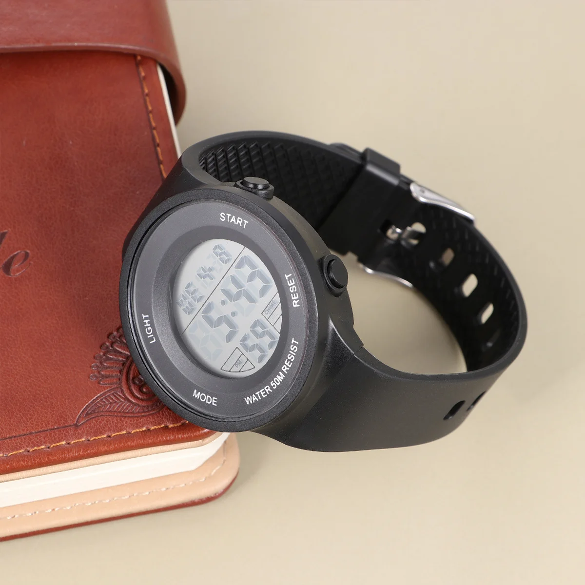 1Pcs Luminous Watch Waterproof Electronic Wristwatch Stopwatch Alarm Week Display Suitable for Students Women