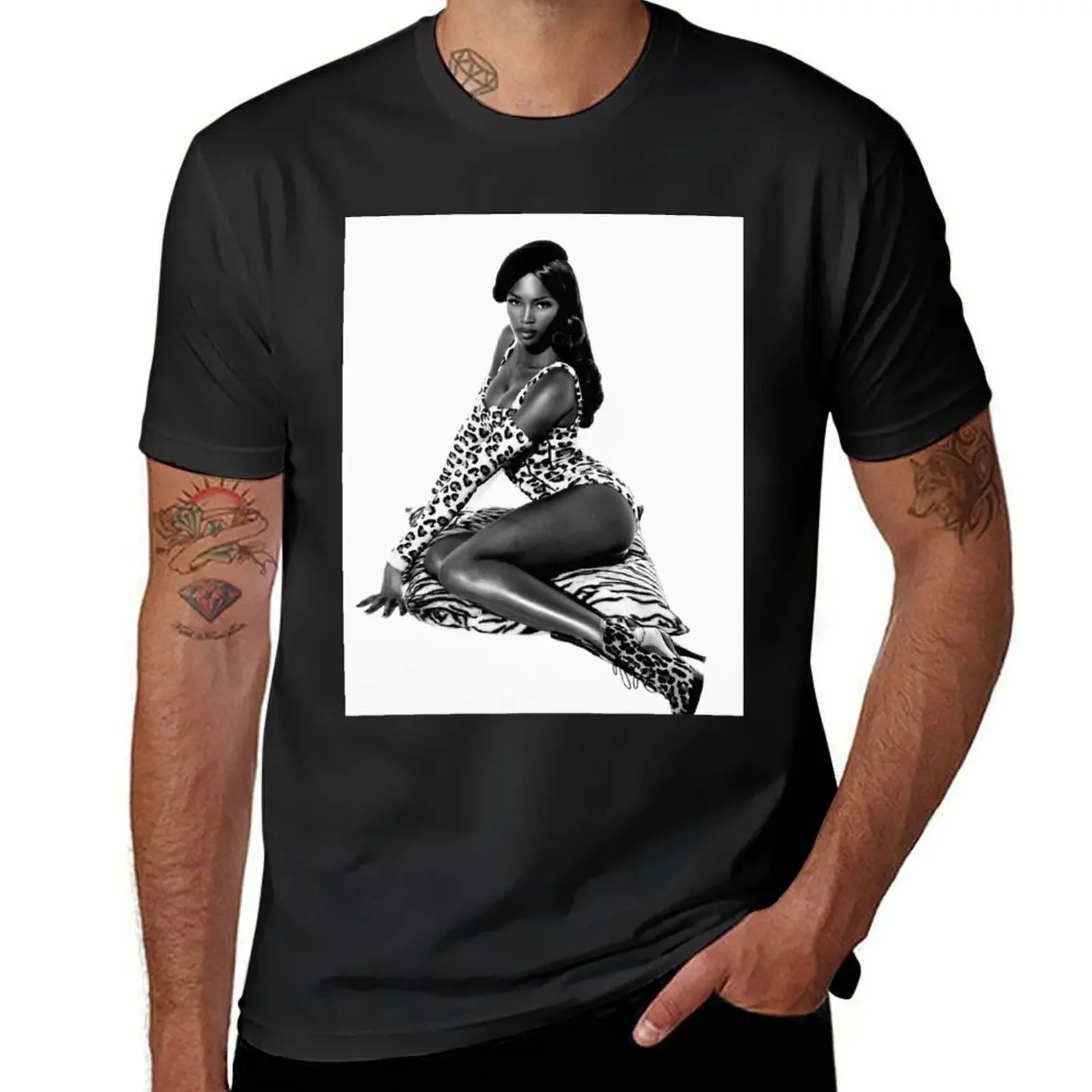 Naomi Campbell : Cat Eyes T-Shirt essential t shirt cheap stuff cotton graphic tees mens t shirts casual stylish