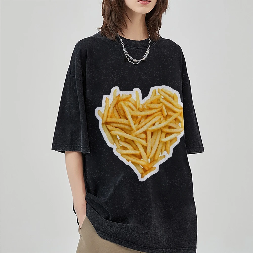 

T-Shirt Heart Fries Print Fun Food T-Shirt Pure Cotton Soft Casual Wear Graphic Trendy Snack Design Playful Y2k Vibe Clothes