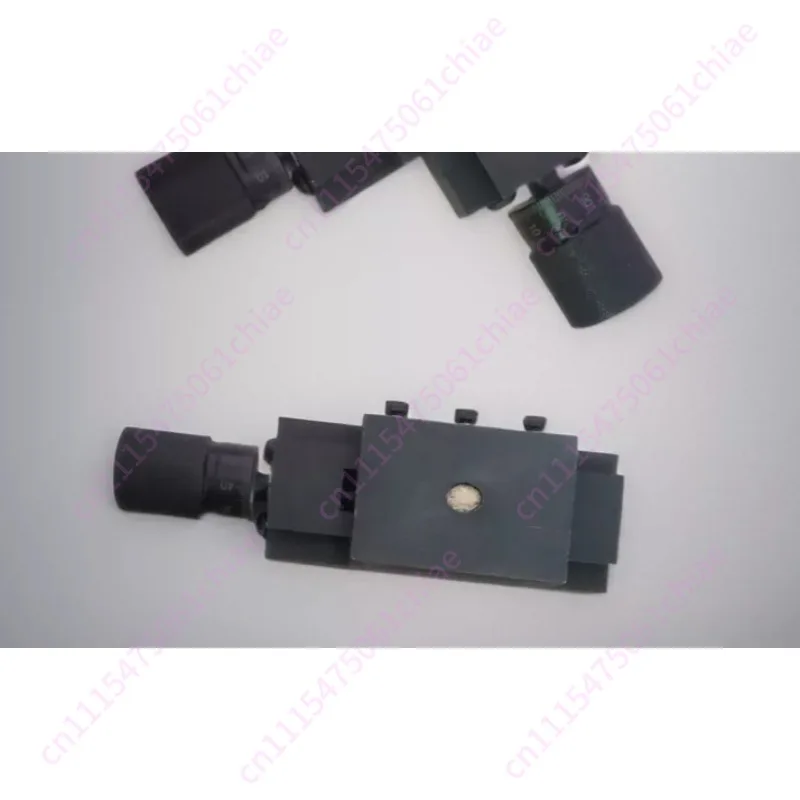 No. 45 Steel Dovetail Groove One-word Screw Slide Table XY Platform Can Be Welded One-word Fine-tuning Guide Rail Table
