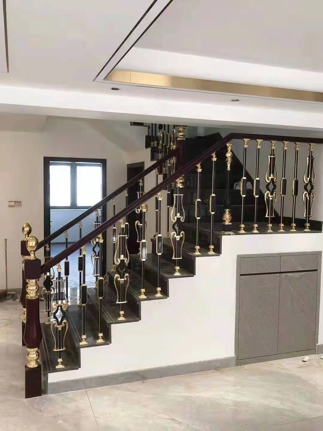 Stair handrail railings modern simple new Chinese style aluminum artists home indoor light luxury villa aluminum alloy column