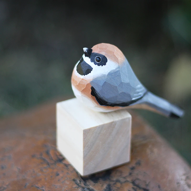 Tallado en madera hecho a mano, cabeza roja, tetas de cola larga, pequeño pájaro gordo, artesanías de madera maciza, decoración de mesa de título negro