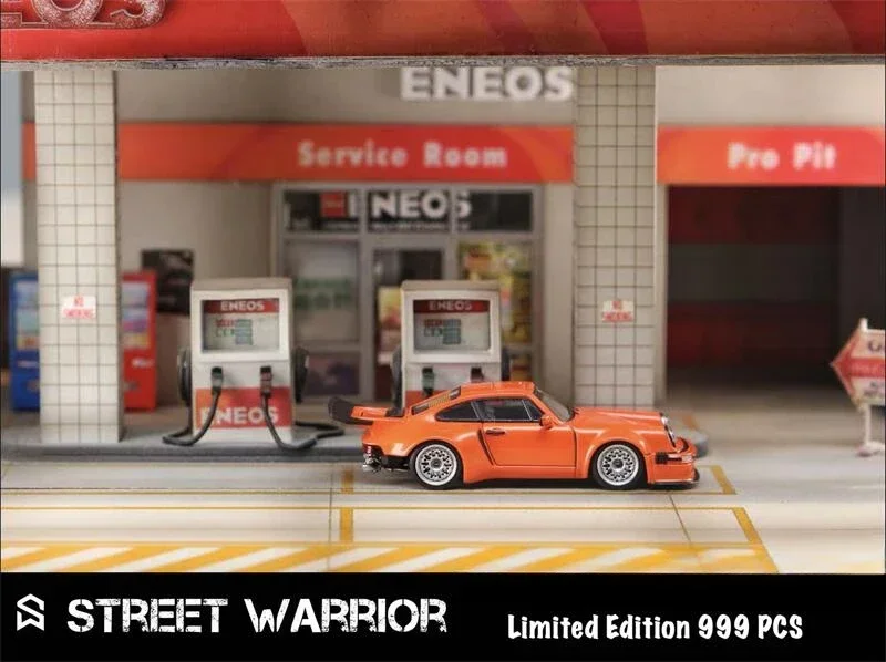 

Модель автомобиля под давлением 1/8 RSR 3,0 Orange limited999