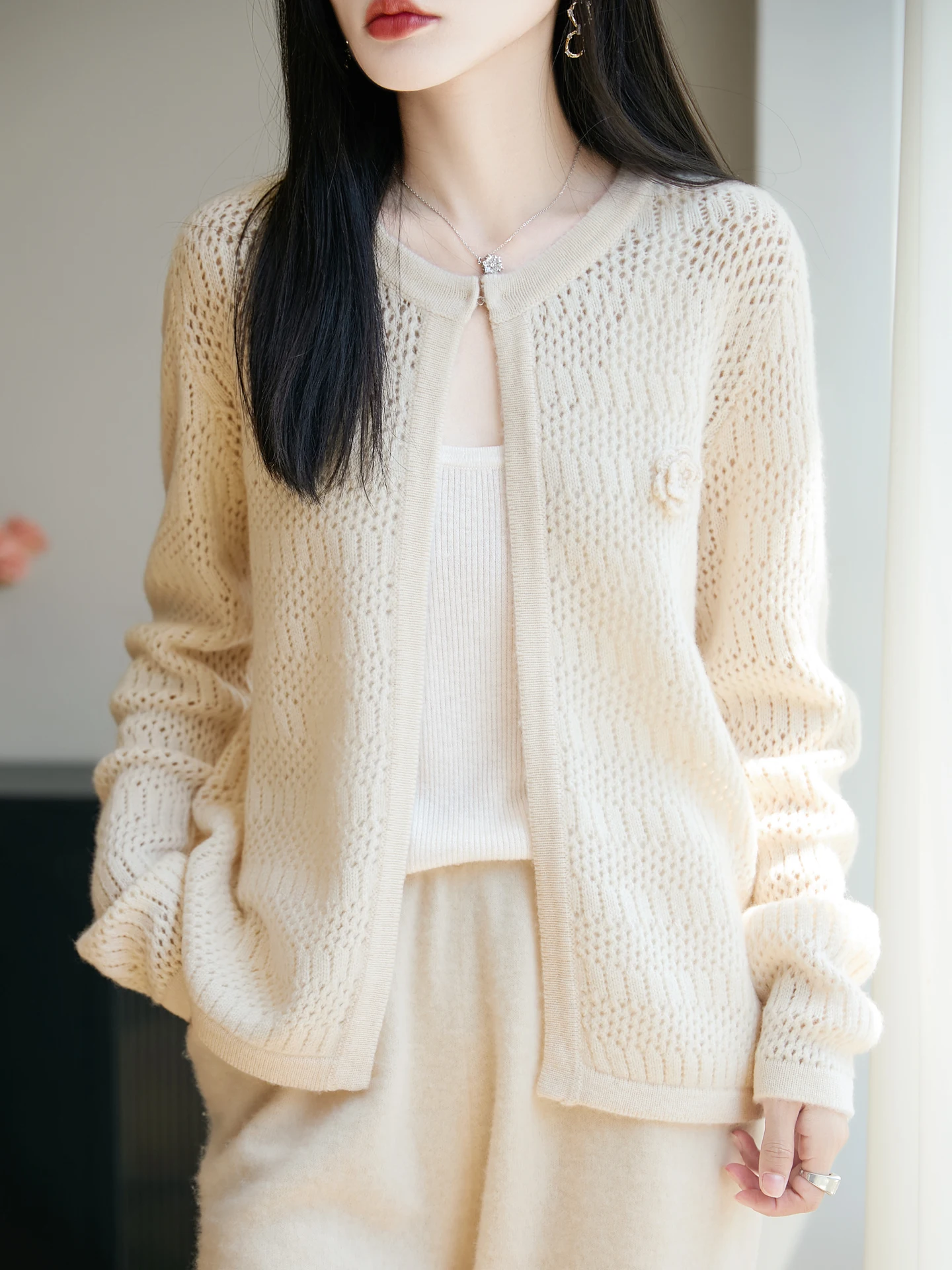 

New Fashion Autumn Winter Woman Sweater Elegant Ladies 100% Merino Wool Knitted Cardigan Hollow Out Long Sleeve Clothing Tops