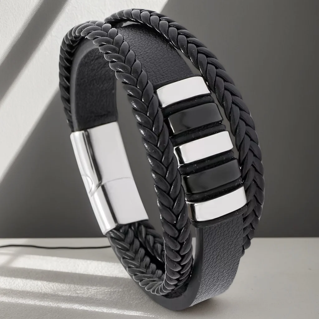

1 Pcs Men Classic 3 Layer Braided Leather Bracelet Fashion Alloy Magnetic Detachable Wristband Men Personalization Jewelry Gifts