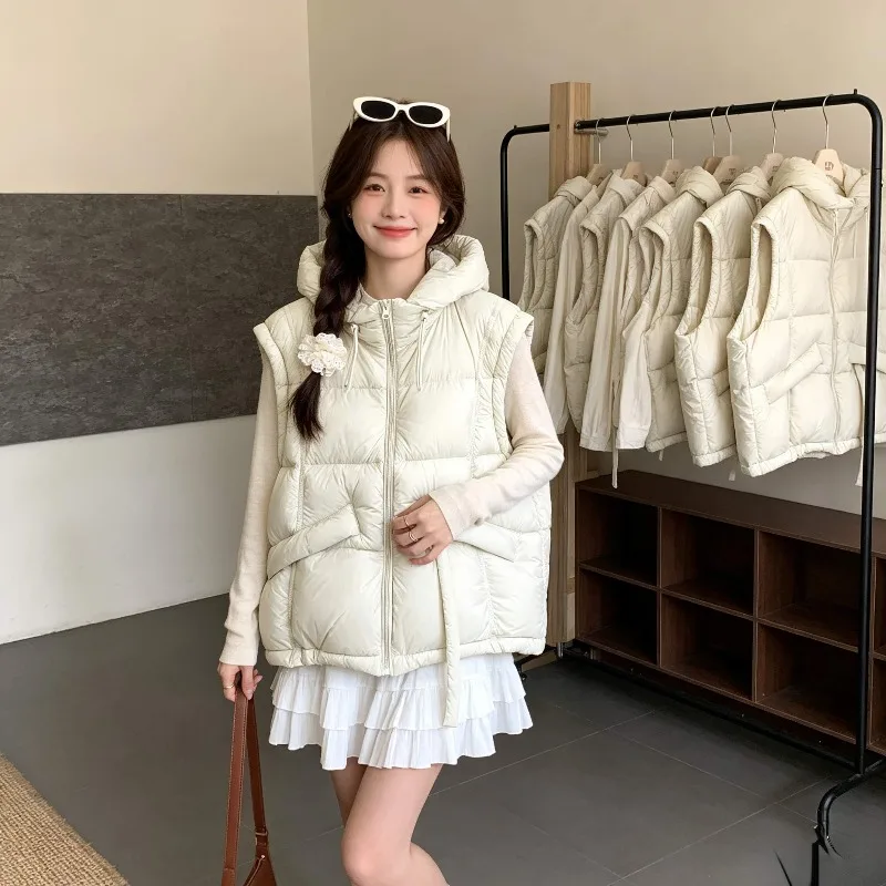 Autumn Winter Laid-back Style. Loose Large-sized Sleeveless Waistcoat. Thickened Warm Cold-proof Cotton-padded Jacket for Women.