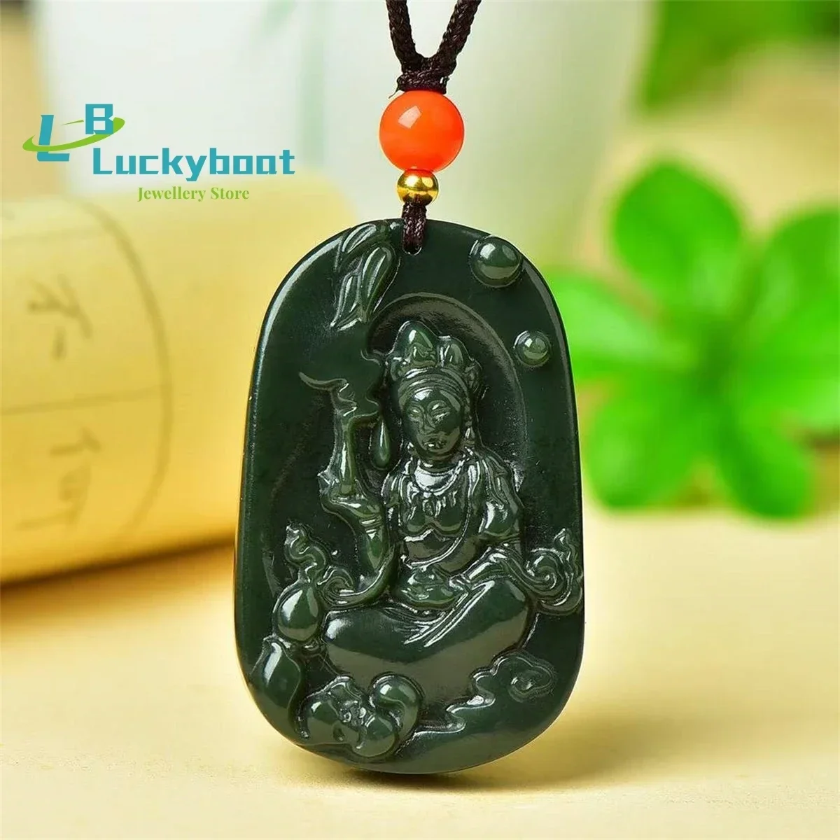 Natural Hetian Qingyu Guanyin Pendant is Simple Elegant Personalized Exquisite Fashionable and Versatile for Men and Women