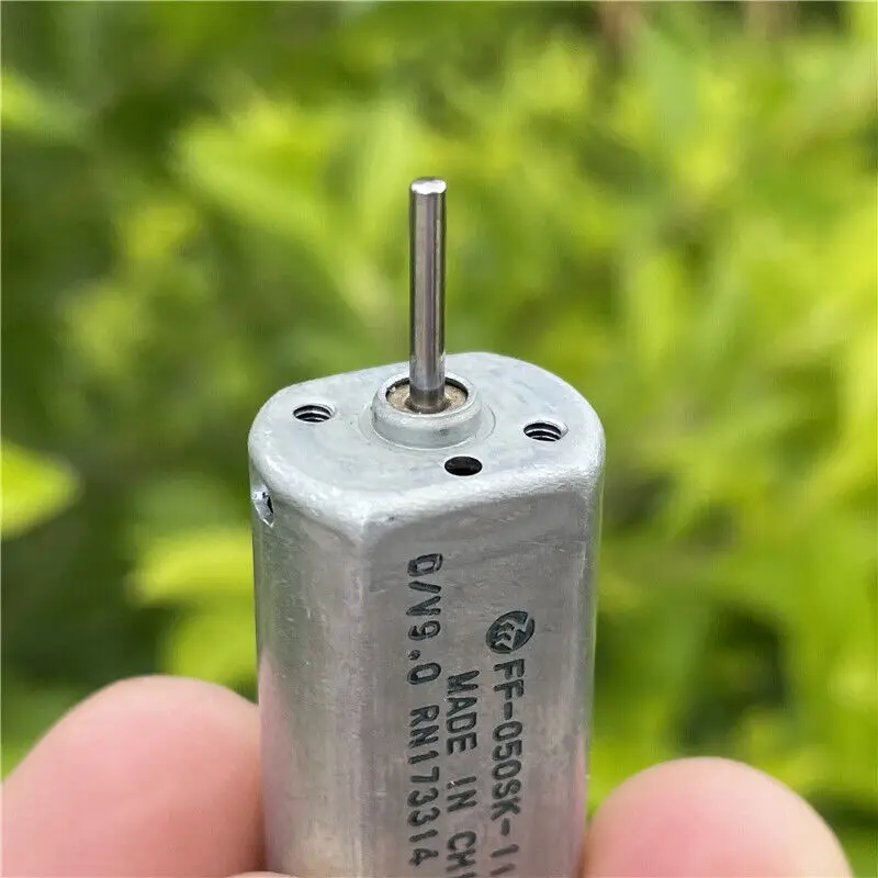 

Mabuchi High Speed Mini 15mm*12mm Electric Motor FF-050SK-11170 Motor D/V9.0 DC 3V 5V 6V 9V 12600RPM DIY Car AV CD DVD Player