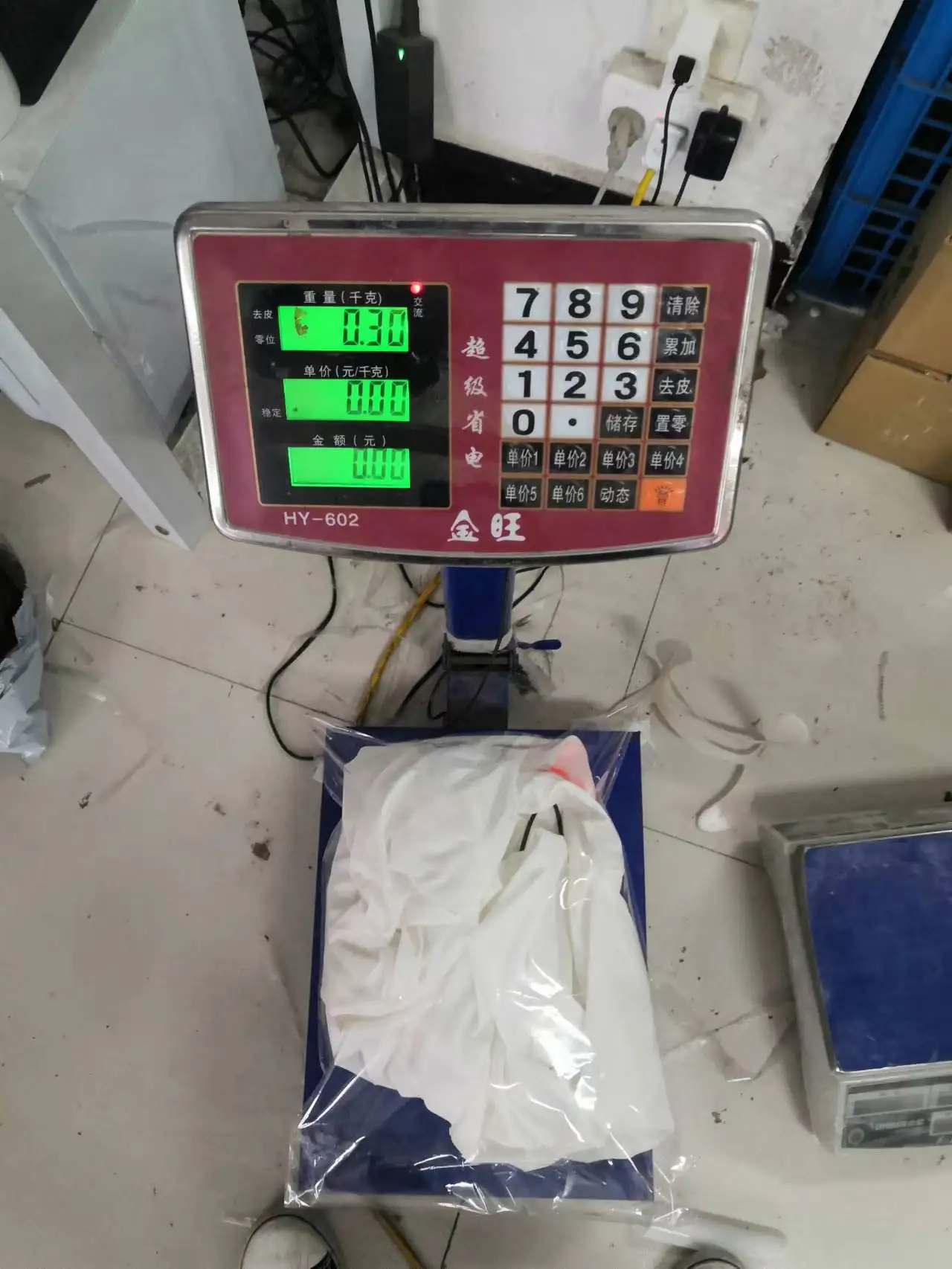 Creative Halloween Inflatable Decoration Outdoor Ghost Horror Decoration EDC Tool