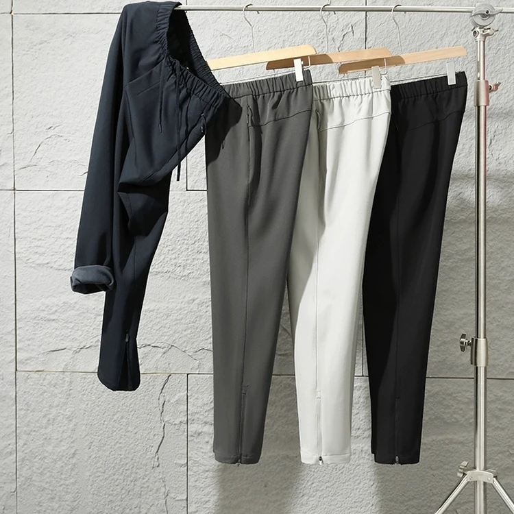 

Men's Fce Lined Soft ell Pants Breathable Windproof Outdoor Casual Long Trousers LEAVO JOHNSON Autumn Winter Collection