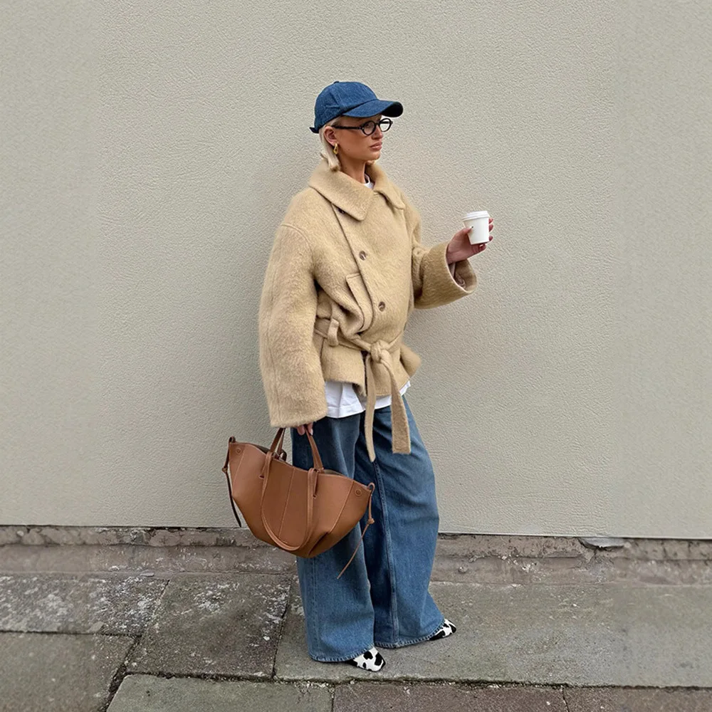 

Khaki Women's Woolen Jacket Lace Up Side Buttons Lapel Plush Thicken Short Coat For Lady Chic Classic Street Female's Outwear