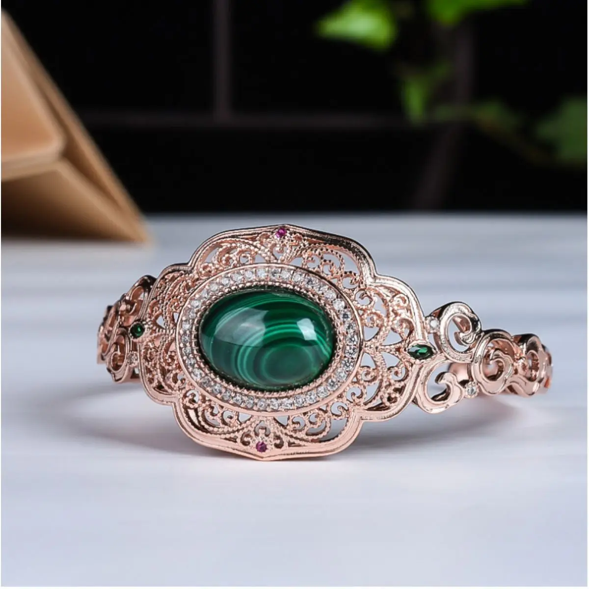 

Malachite Bracelet Luxury Inlaid Women's Hand Jewelry