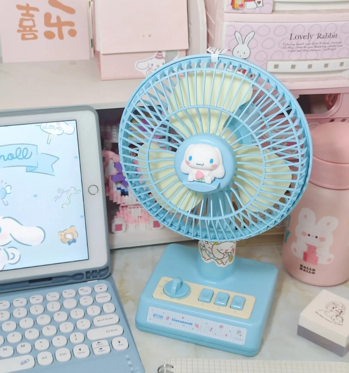 Sanrioed Cinnamoroll Summer Desktop Fan Cute Cartoon Shaking Head Silent Usb Fan Kawaii Anime Office Ornament Desktop Girl Gift