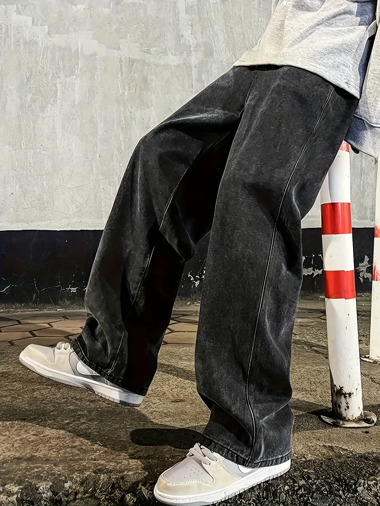 Men's Regular Fit Multi-Pocket Jeans Street Style Cotton Blend Denim Black Gray Non-Stretch All-Season Wear Classic Desi