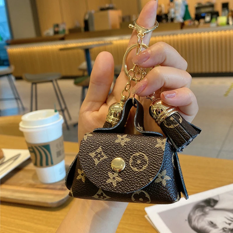 

2025 New! Adorable & Keychain | Trendy Vintage Design for Women