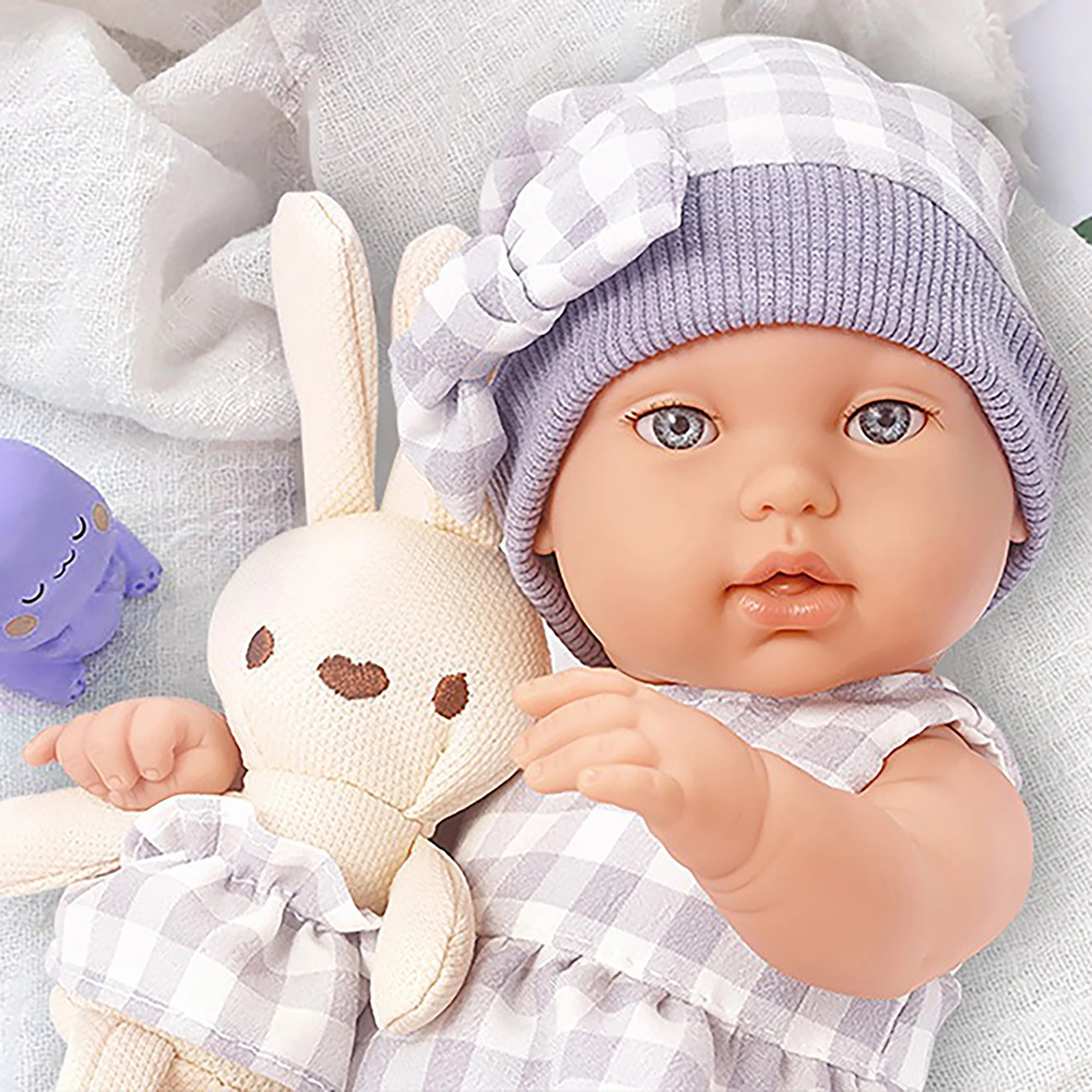 

New 12-inch Eco-friendly Soft Vinyl 3D Painted Lifelike Rebirth Doll DQ14 Washable and Changeable Baby Sleeping Basket Set