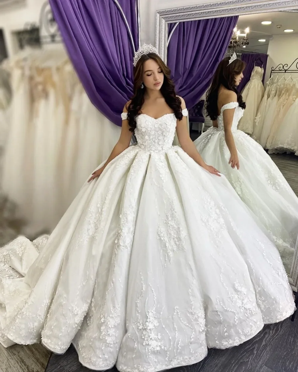 Jane Eyre Luxury Ba…