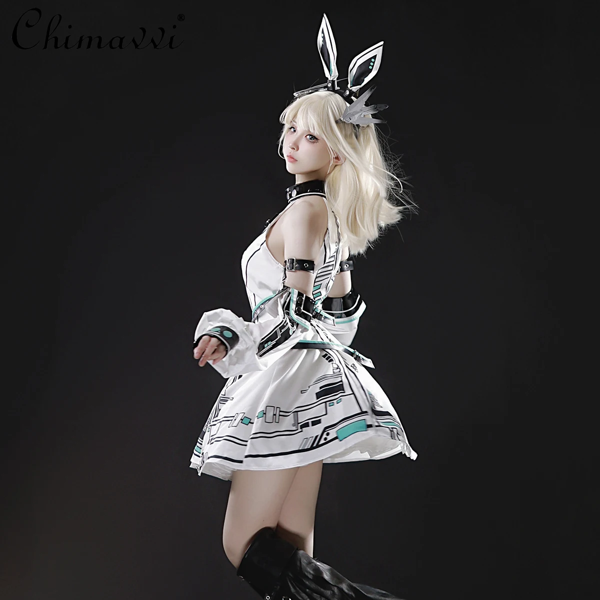 فستان أنيق بقصة ضيقة للفتيات الرائعة لعام 2025 بأكمام يدوية وتصميم ميكانيكي أصلي ثنائي الأبعاد لوليتا