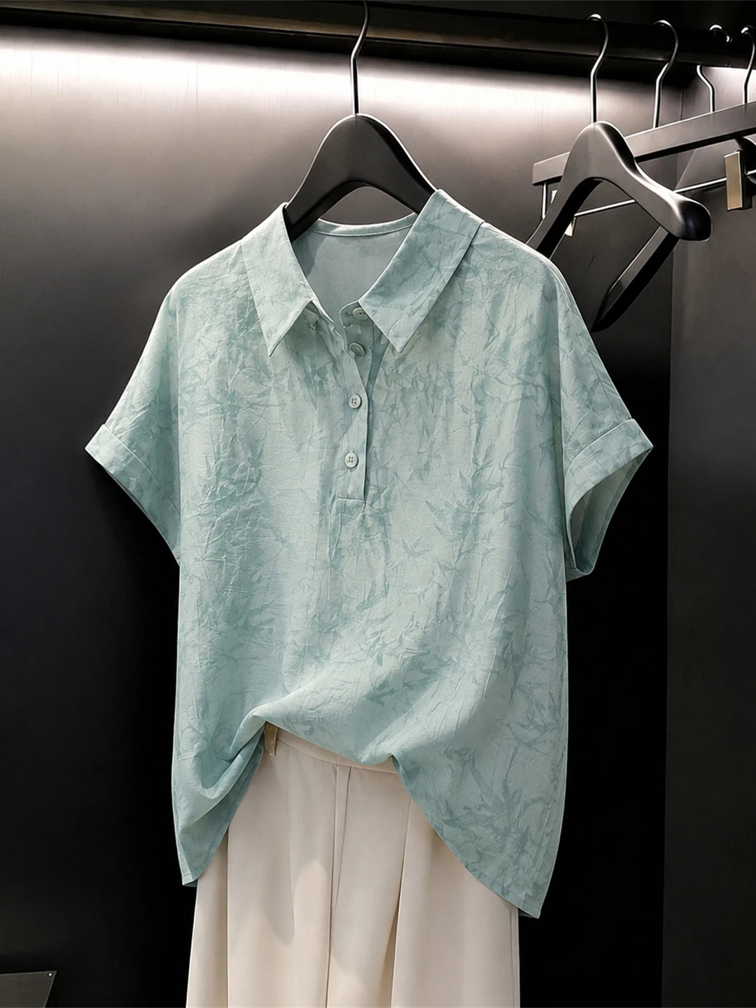 

Elegant Neck Short Sleeve Lazy Style Slimming Top Summer High-End Retro Shirt Casual Blouse Women's Fashion Commute Styl...