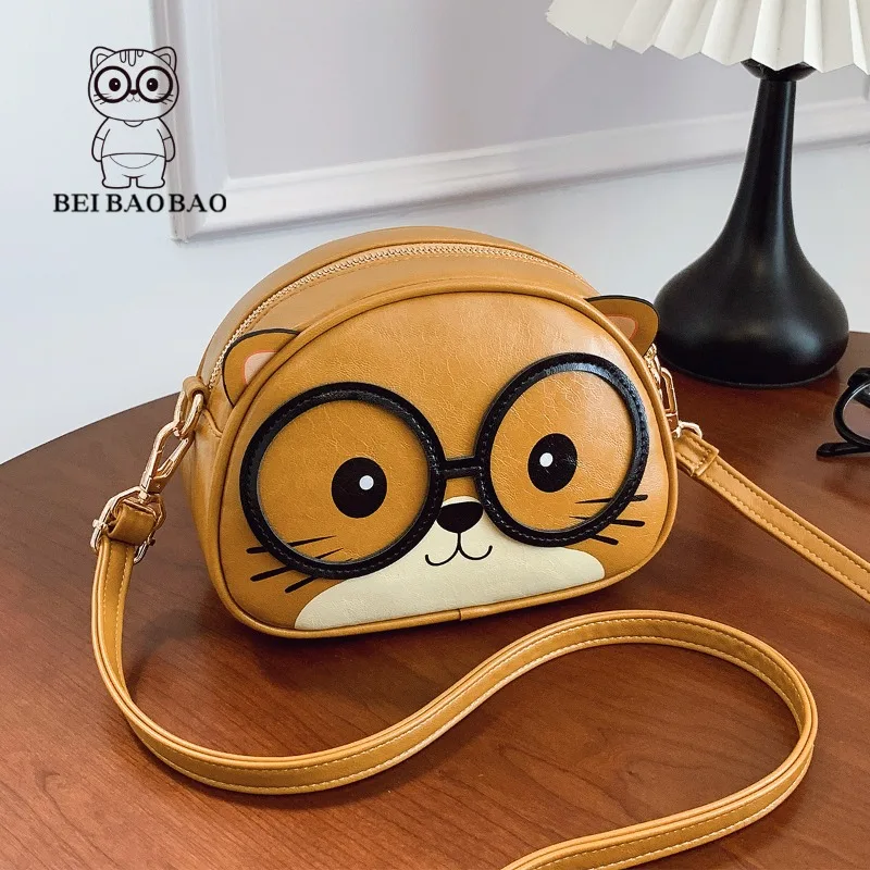

New Niche Design Cartoon Cat Small Round Bag Mobile Phone Bags 2025 Summer Soft Leather Cute Fashion Shoulder Bags Messenger Bag