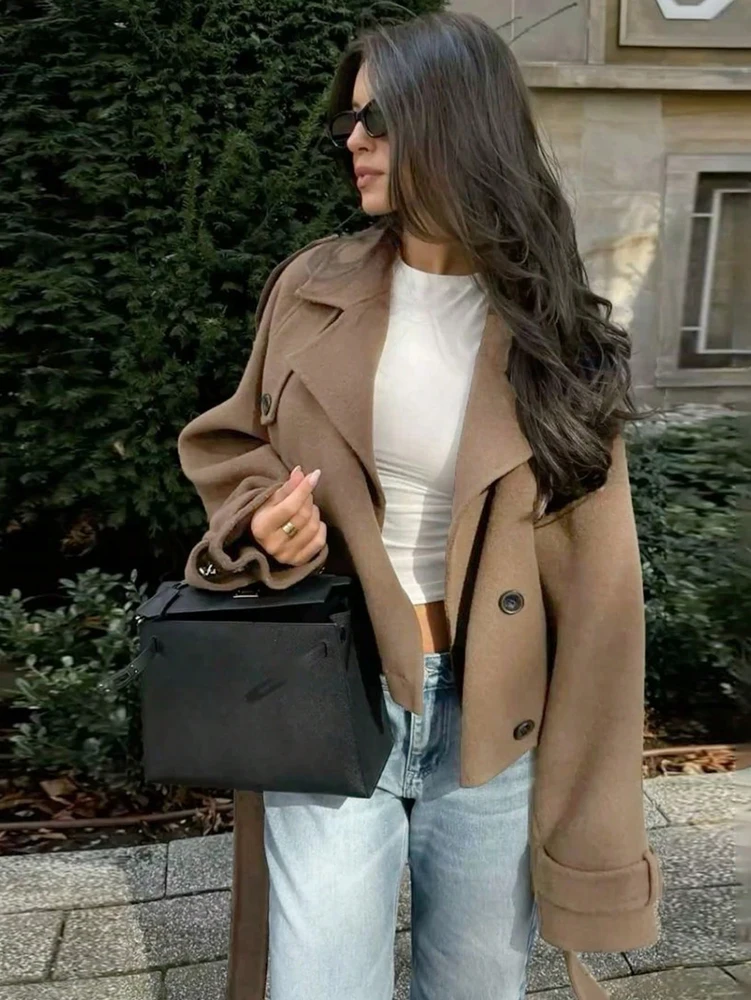 2025 Otoño/Invierno nueva llegada mujer Color sólido doble botonadura moda manga larga abrigo de lana recortado minimalista