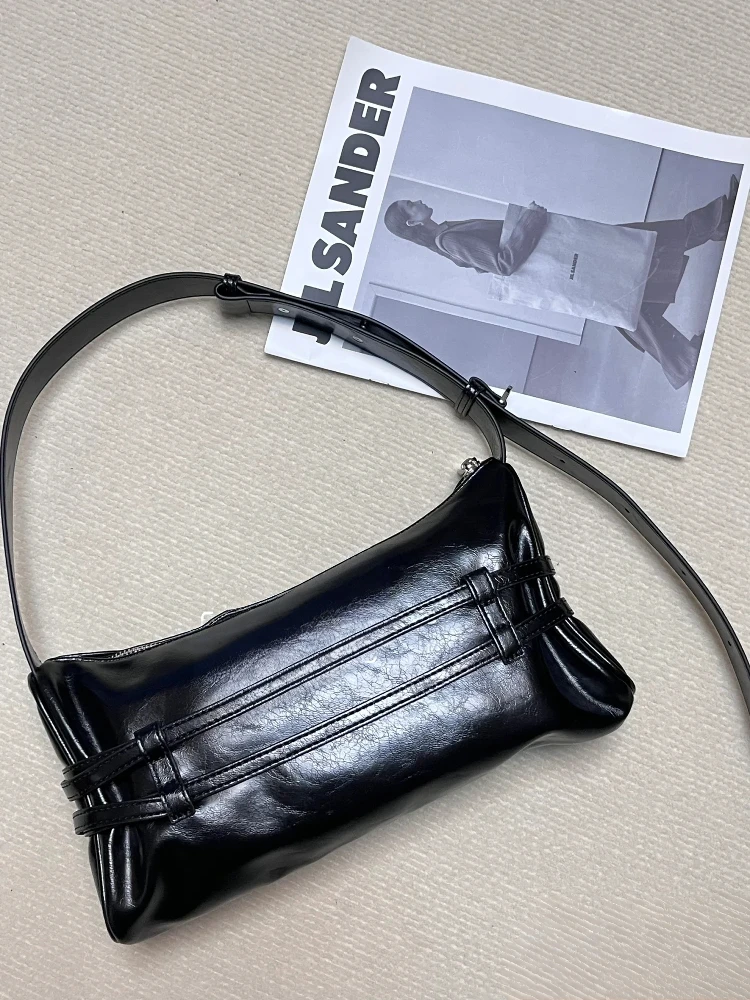 حقيبة دراجات نارية نسائية جديدة لعام 2025، حقيبة كتف واحدة، حقيبة تحت الذراع، تصميم مطوي، حقيبة يد عصرية على الطراز الكوري لل...