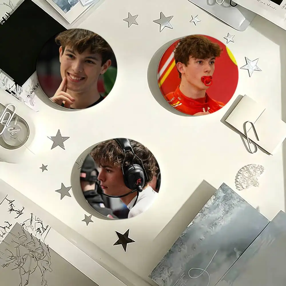 

O-Qllie B-Bearman Pro Racer Badges Creative Tinplate Button PinsBrooch Badge Clothes Backpack