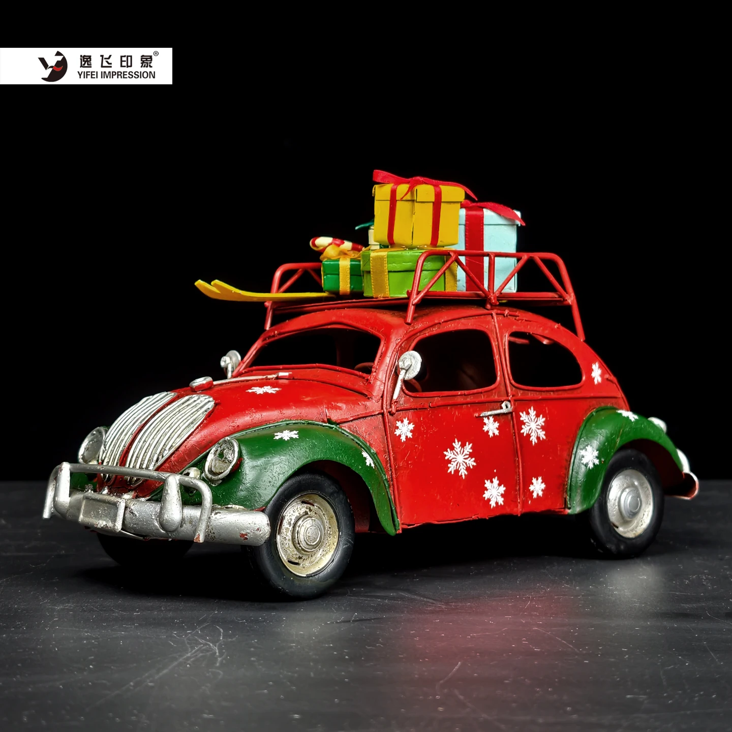 Vintage Beetle Style Christmas Car Model Snowflake Decor Home Office Festive Display Bookshelf Ornament Xmas Gift Box Decor