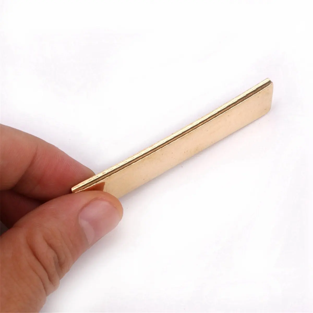 

Инструмент для замены нажимной пластины гитарных струн и накладки на гриф [AA74-AAA]