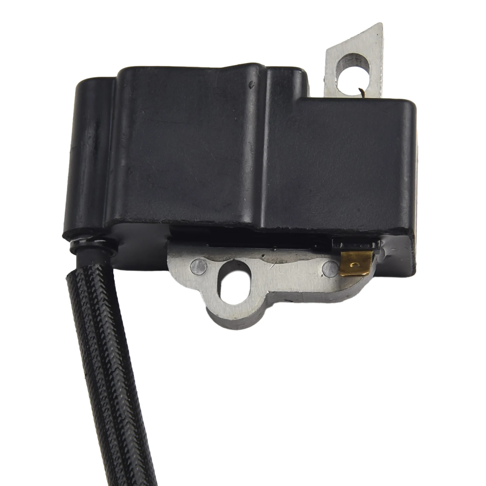 

Ignition Coil for HS81 HS81R HS81T HS86 HS86R Hedge Trimmer 4237 400 1302 Replacement Part Number Plastic+Metal Material