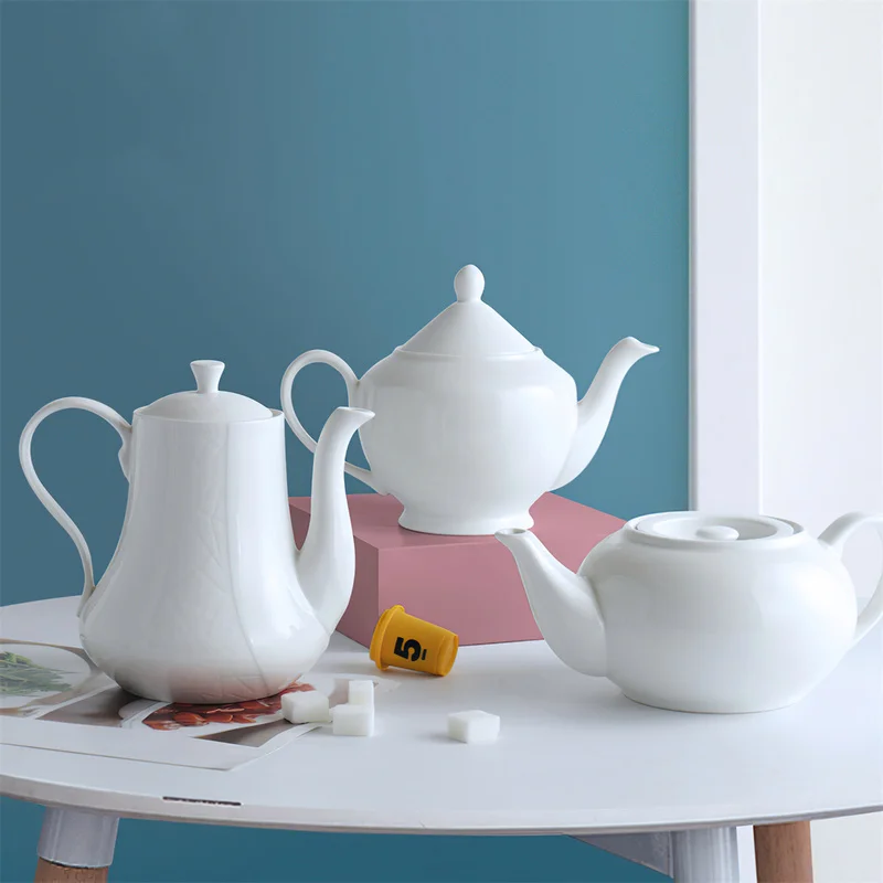 

Ceramic Kettle European Style Simple White Coffee Pot Water 700-1000ml Teapot Hotel Water Ware Home Bar Decoration Drinkware