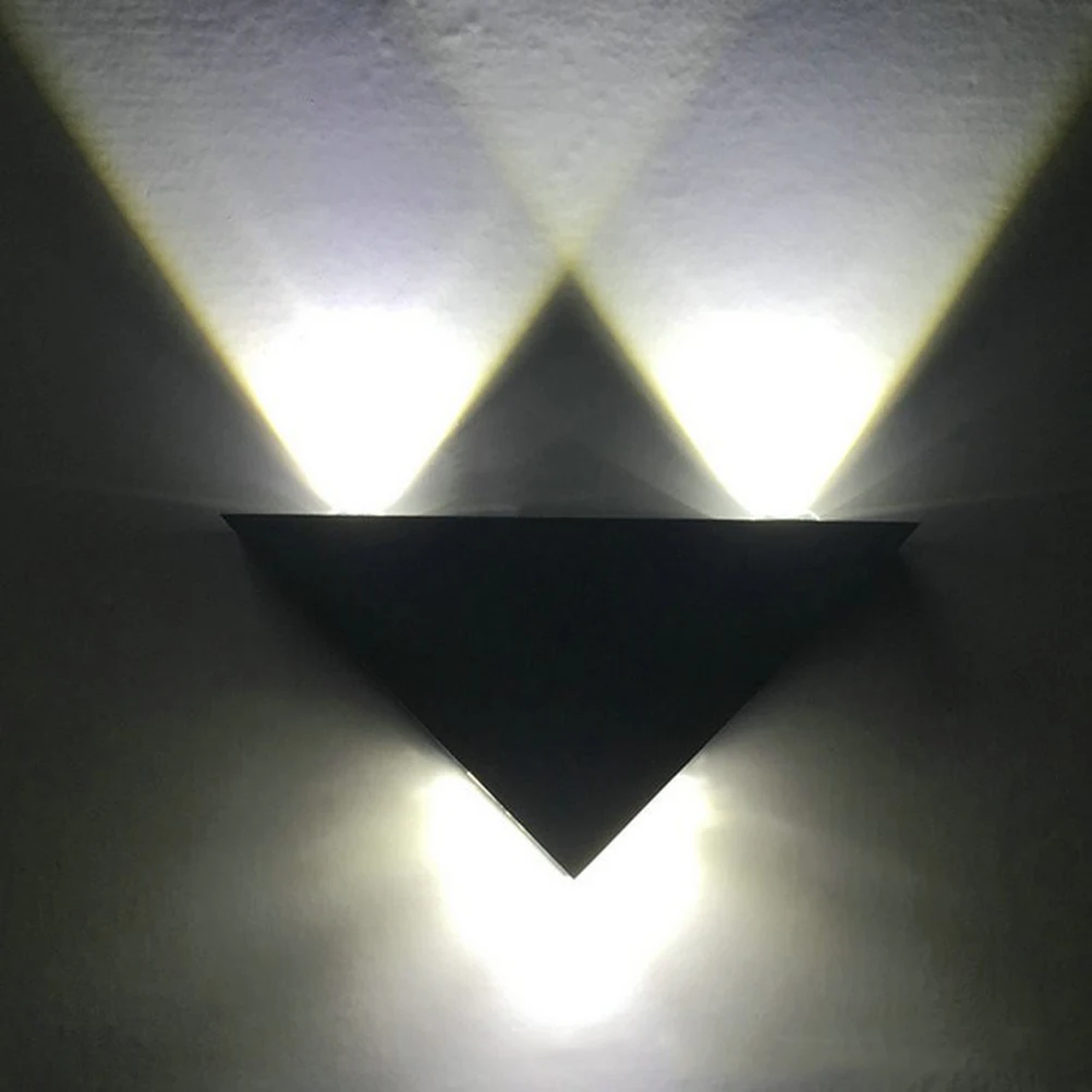 

3W LED Modern Wall Lamp Triangle Aluminum Wall Light for Bedroom Bathroom Wall Sconce Creative Chandelier Corridor Background Wa