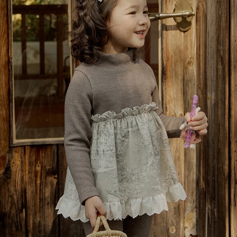 2023 Winter Girls and Girls Children's Weaving Spliced Lace Hem Cute Doll Shirt Top Pre Fashion Pop Versatile