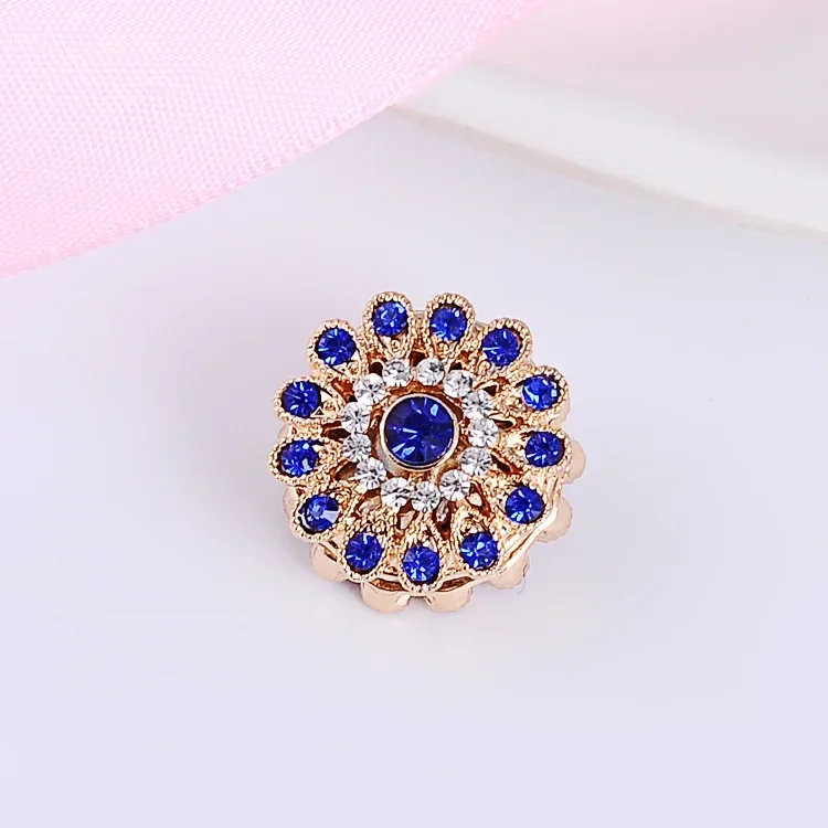 1pcs New Magnet Rhinestones Flower Brooches for Women Muslim Scarf Hijab Brooch No Hole Pins Fashion Jewelry Luxulry Accessories