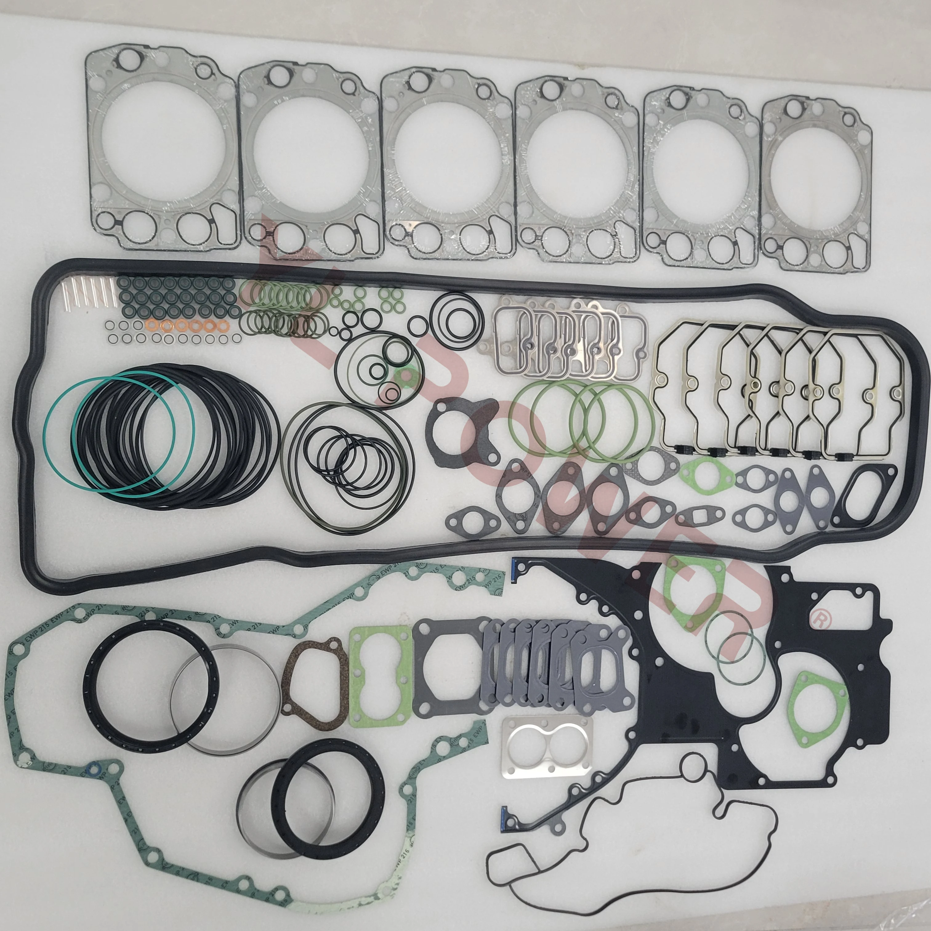

Full Gasket Kit Engine - 124.961 ELRING - 51.00900-6652, 01-35145-02, S38400-00 Set OE Number By MAN D2976