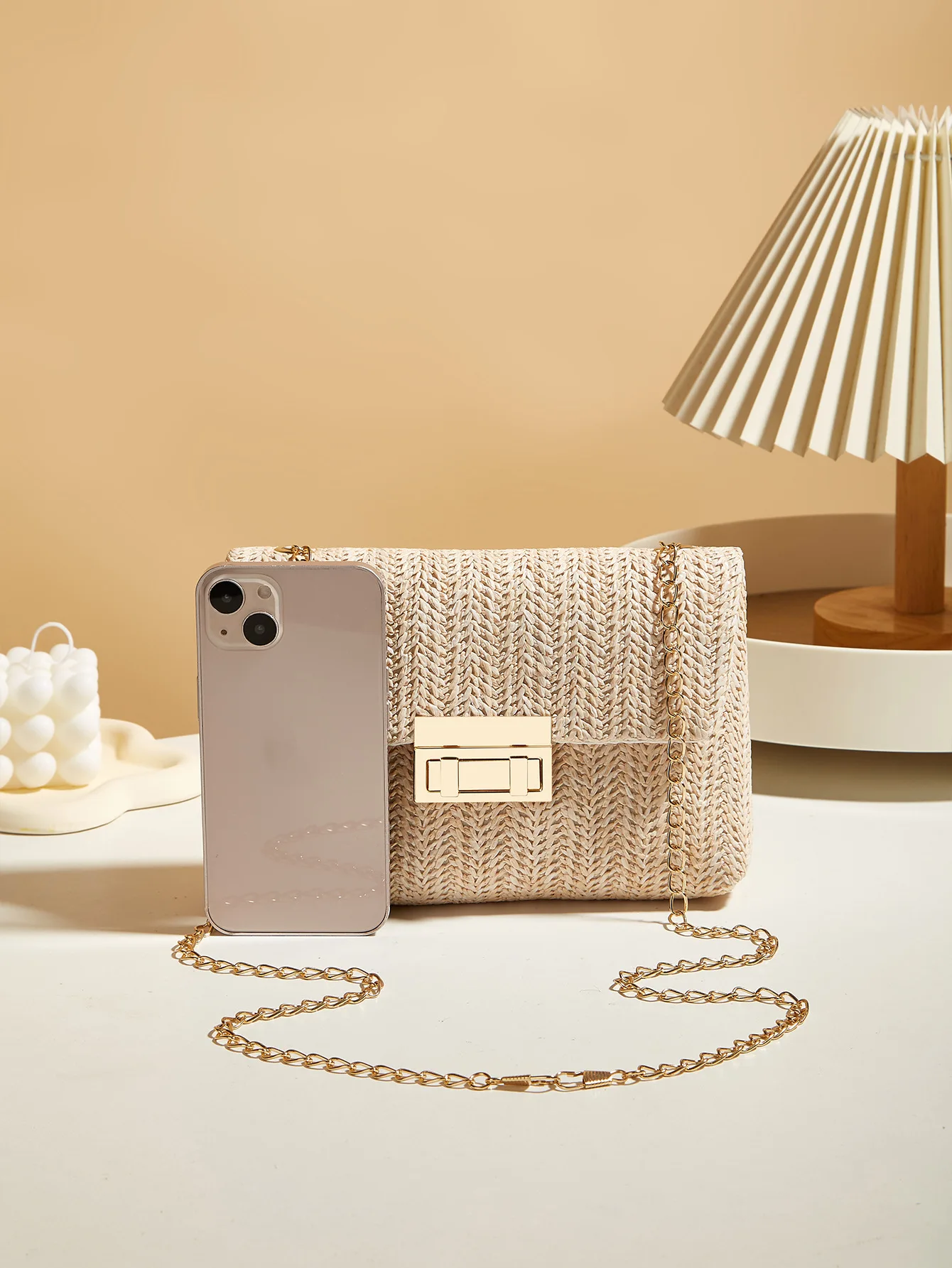 

NEW Woven Straw Handwoven Women's Shoulder Bag, Fashion Solid Color Crossbody Purse with Lock Closure