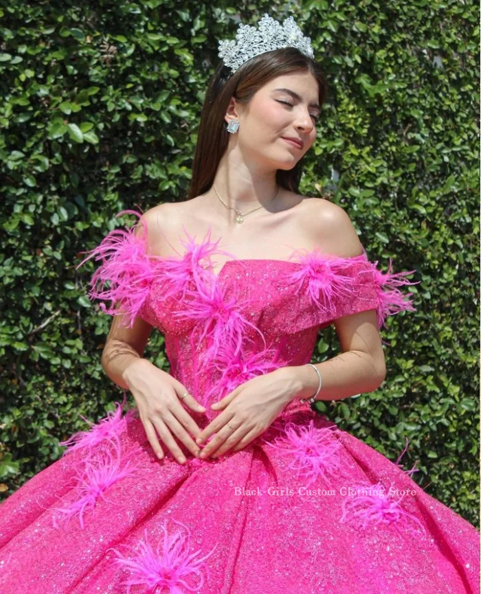 Sprankelende Rose Roze Baljurken Quinceanera Jurk Een Schouder Verfraaid Pailletten Corset Kathedraal Trein vestido de xv jaarCustom