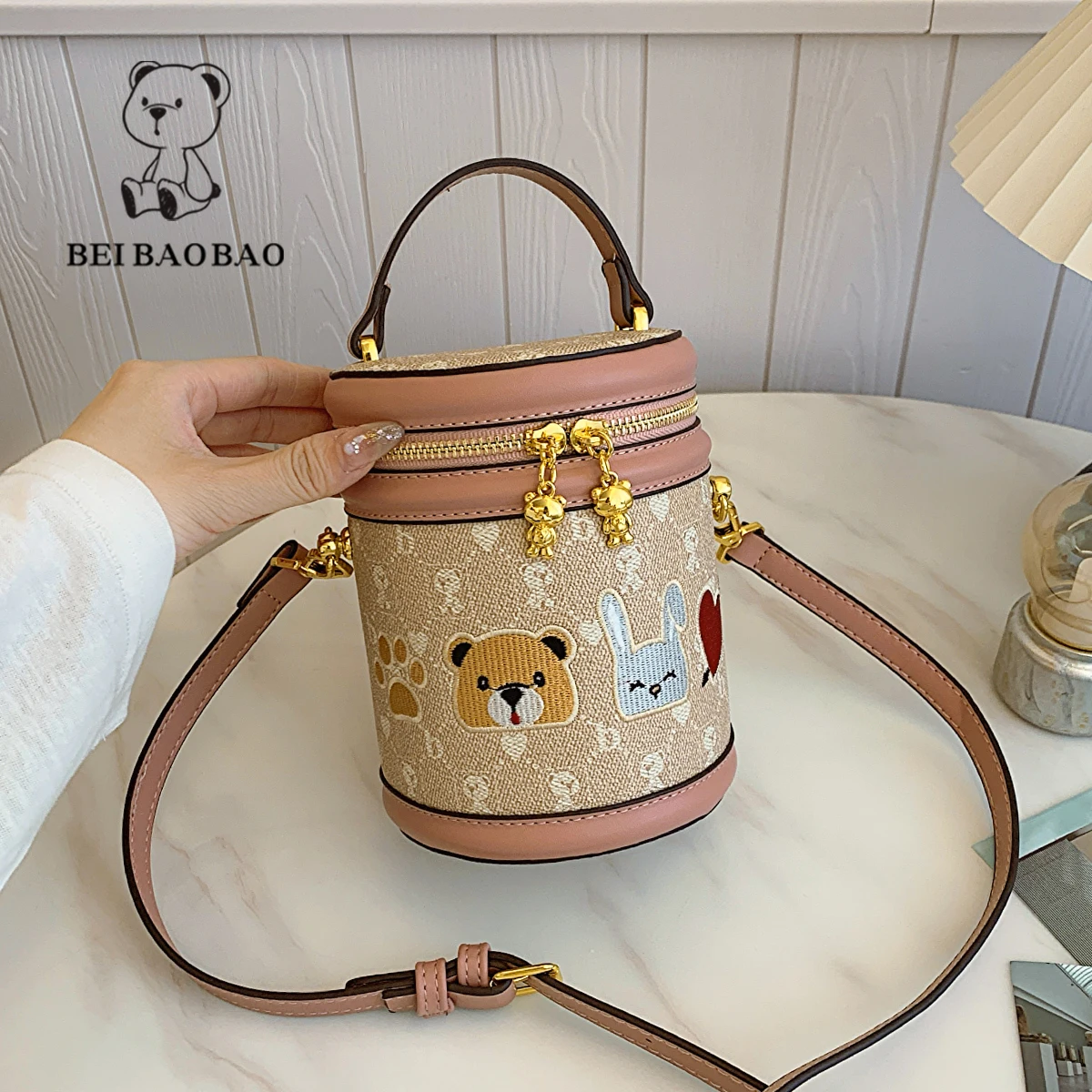 

2024 New Faion Commuter Buet Bag Women's Single oulder Crossbody Handbag Contrast Color Leisure Trendy Handbag