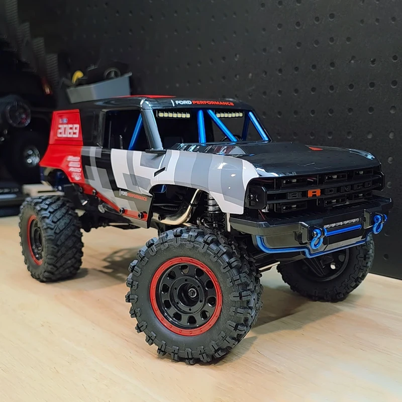 Mjx H12p 1/12 Four Channels Climbing Drift Remote 12km/H Control Car Brushless 4wd Off-Road Vehicle Professional Model Toy