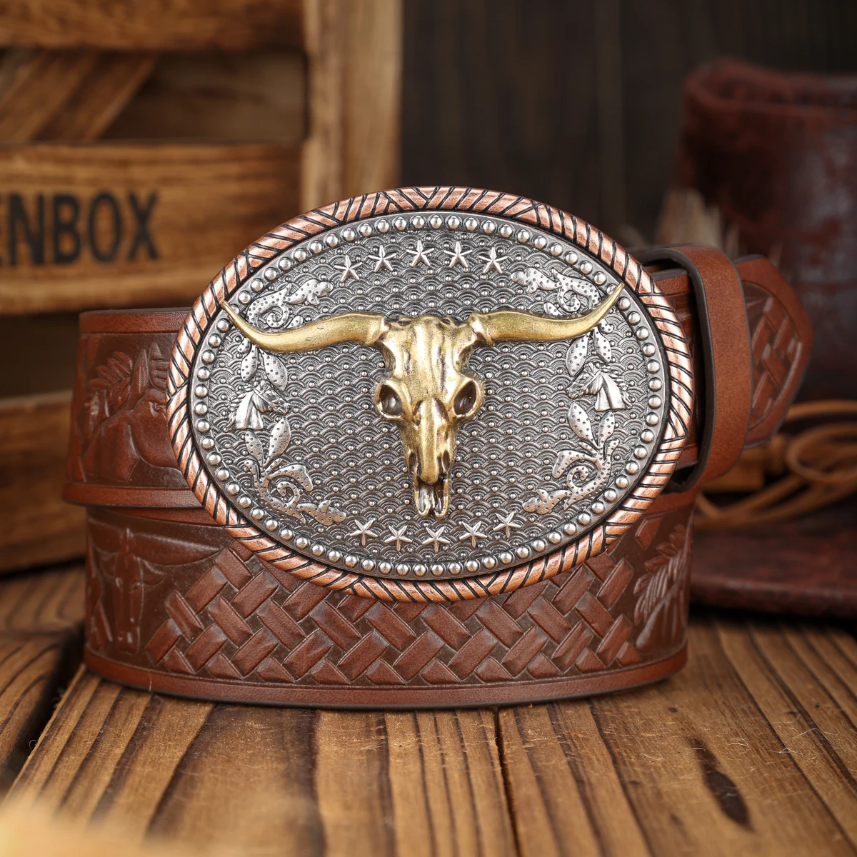 A PU Belt Suitable for Both Men and Women, Combining the Style of Western Denim and Retro, Is Perfect for Daily Casual Outings