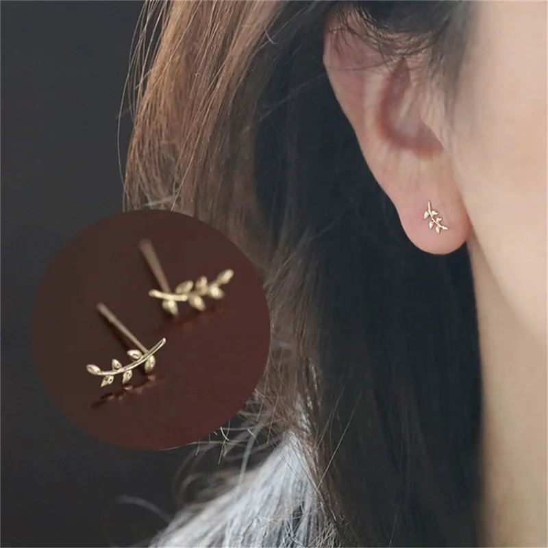 Trendy Gold Color Simple Small Leaf Stud Earrings for Women Hypoallergenic Daily Wear Geometry Small Earrings Accessories