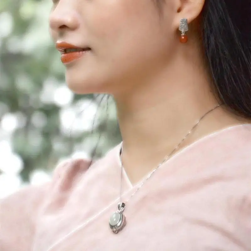 من المألوف قابلة للفتح رائعة الأبيض اليشم Gawu صندوق قلادة النحاس مرآة صندوق الكيس قلادة المرأة مجوهرات عادية الفتيات هدية